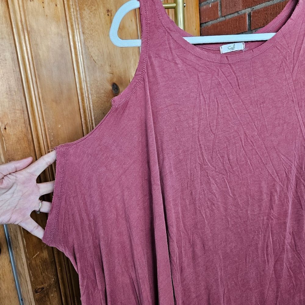 Easel Asymmetrical Tunic - Picture 4 of 8